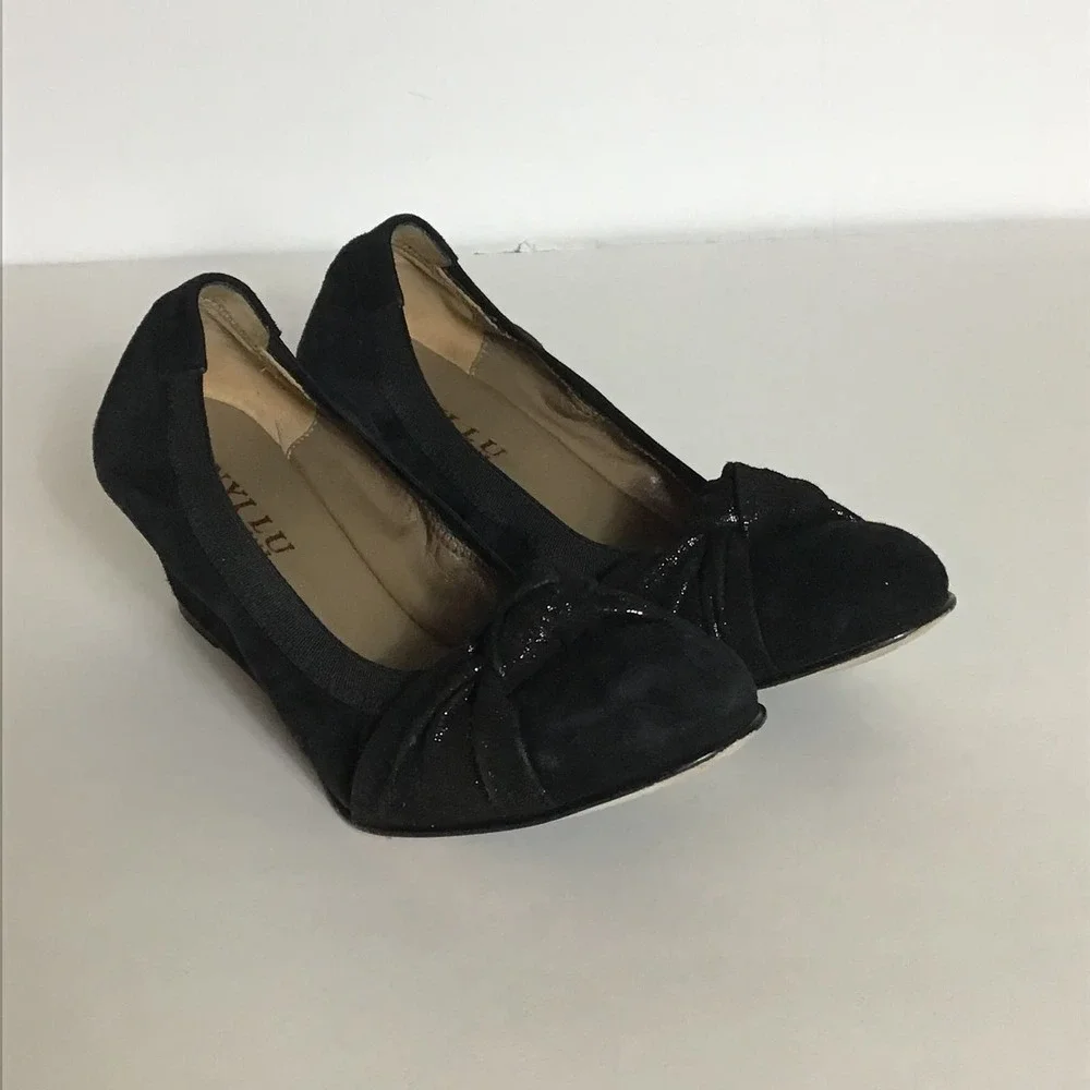 Anyi Lu Women Suede Ballet Flats with slight Wedge Sz. 38.5/ 8.5US EUC